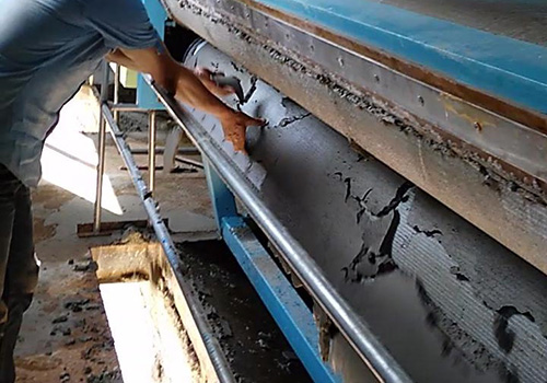 青龍安泉興金礦調(diào)試現(xiàn)場(chǎng) 青龍安泉興金礦調(diào)試現(xiàn)場(chǎng)